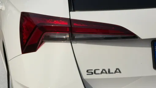 SKODA Scala Scala 1.0 TSI Selection DSG