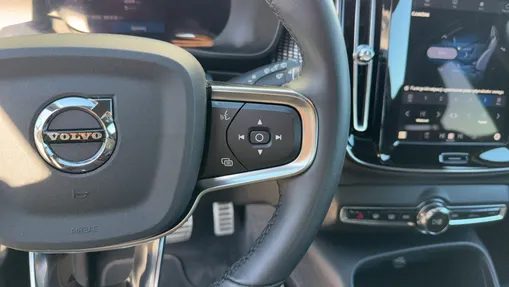 VOLVO XC40 XC40 73kWh P6 Recharge Core aut