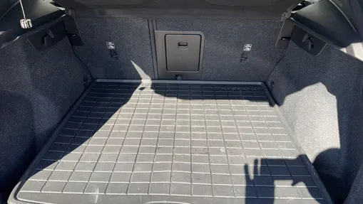 VOLVO XC40 XC40 73kWh P6 Recharge Core aut