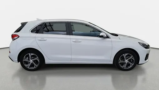 HYUNDAI i30 i30 1.5 DPI Smart