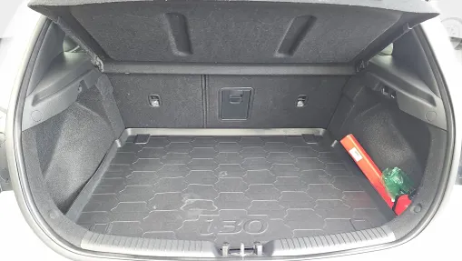 HYUNDAI i30 i30 1.5 DPI Smart