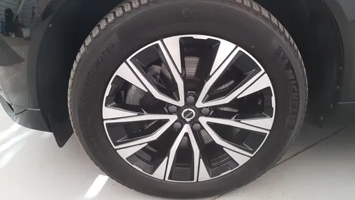 VOLVO XC60 XC60 B5 B AWD Plus Dark aut