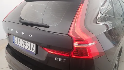 VOLVO XC60 XC60 B5 B AWD Plus Dark aut