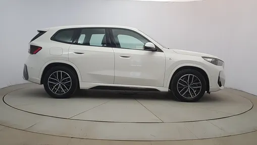 BMW iX1 iX1 xDrive30 66.5kWh M Sport