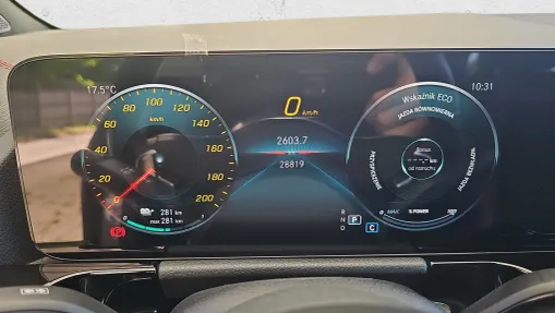 MERCEDES-BENZ EQA EQA 250 66.5kWh AMG Line