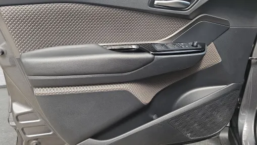 TOYOTA C-HR C-HR 2.0 Hybrid Executive