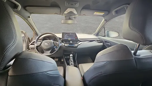 TOYOTA C-HR C-HR 2.0 Hybrid Executive