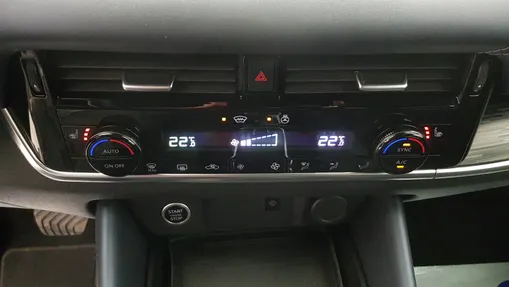 NISSAN Qashqai Qashqai 1.3 DIG-T mHEV Tekna Xtronic
