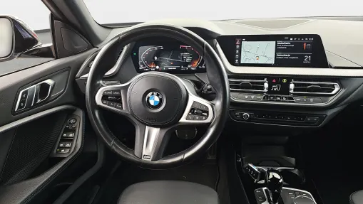 BMW Seria 2 218d M Sport aut