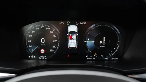 VOLVO XC60 XC60 T8 AWD Plug-In Hybrid R-Design aut