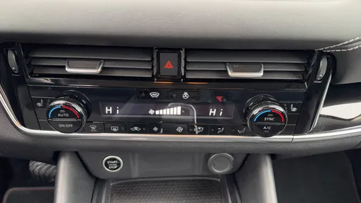 NISSAN Qashqai Qashqai 1.3 DIG-T mHEV N-Connecta Xtronic