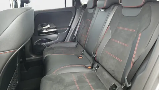 MERCEDES-BENZ GLA GLA 200 mHEV AMG Line 7G-DCT