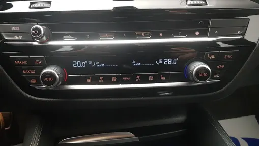 BMW Seria 5 530e xDrive M Sport sport-aut