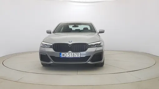 BMW Seria 5 530e xDrive M Sport sport-aut