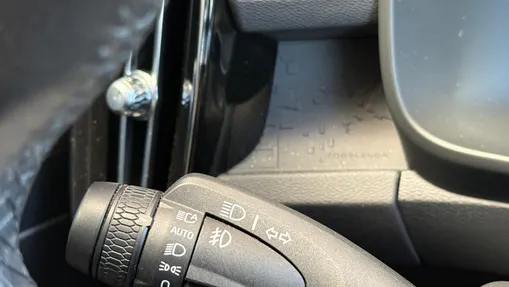 VOLVO XC40 XC40 73kWh P6 Recharge Plus aut