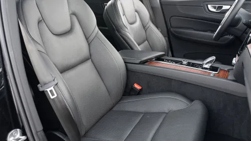VOLVO XC60 XC60 T8 Plug-In Hybrid AWD Ultimate Dark aut