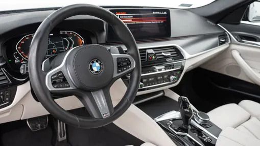 BMW Seria 5 530d xDrive mHEV M Sport sport-aut