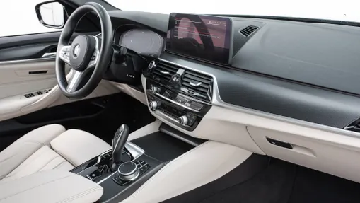 BMW Seria 5 530d xDrive mHEV M Sport sport-aut