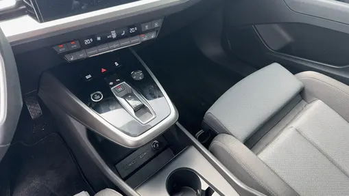 AUDI Q4 Q4 e-tron 35 52kWh Advanced