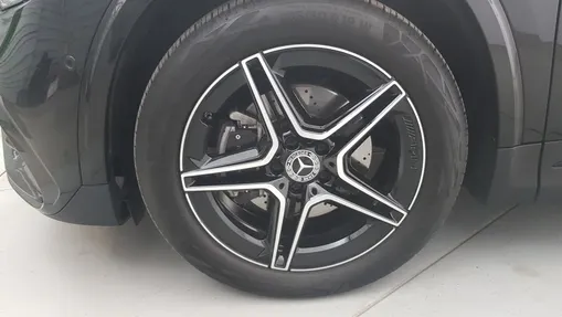MERCEDES-BENZ GLA GLA 200 AMG Line