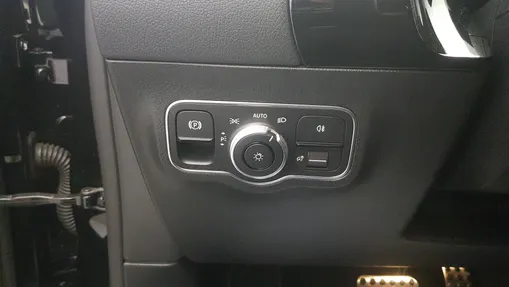 MERCEDES-BENZ GLA GLA 200 AMG Line