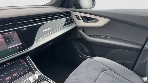 AUDI Q8 / E-Tron Q8 45 TDI mHEV Quattro Tiptronic