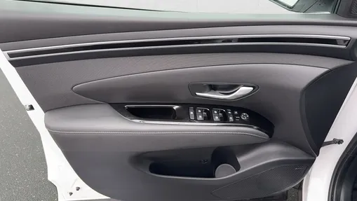 HYUNDAI Tucson Tucson 1.6 T-GDi HEV Executive Final Edition 2WD
