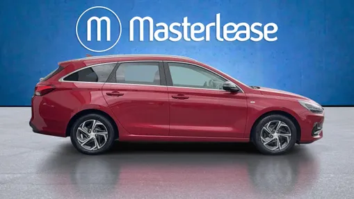 HYUNDAI i30 i30 1.5 T-GDI 48V Smart