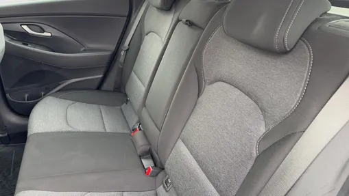 HYUNDAI i30 i30 1.5 T-GDI 48V Smart