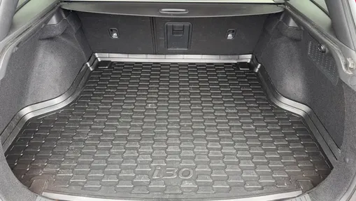 HYUNDAI i30 i30 1.5 T-GDI 48V Smart