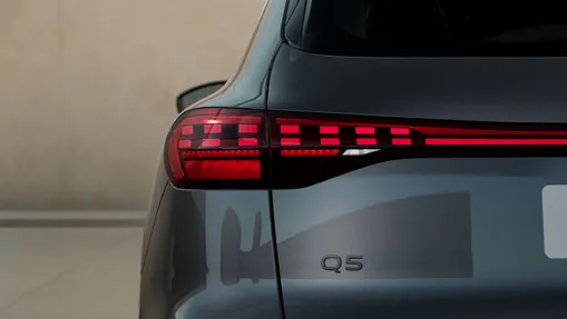 AUDI Q5 Q5 TFSI mHEV 150 kW Quattro S tronic Nowy