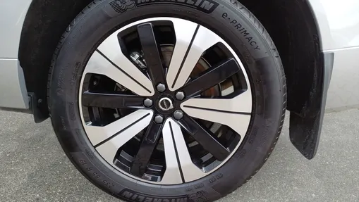 VOLVO XC60 XC60 T6 Plug-In Hybrid AWD Plus Dark aut