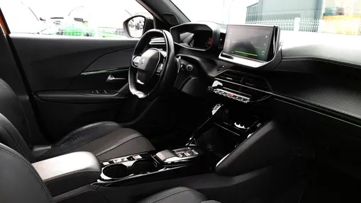 PEUGEOT 2008 2008 BlueHDi 130 GT S&S EAT8
