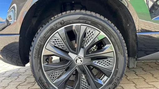 SKODA Karoq Karoq 1.5 TSI ACT Sportline DSG