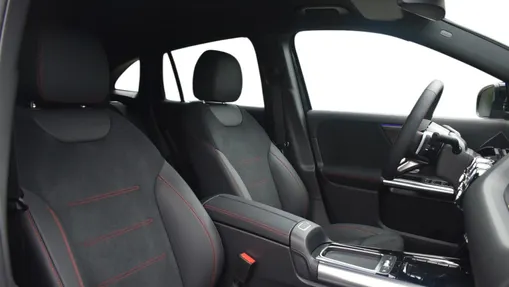 MERCEDES-BENZ GLA GLA 200 d AMG Line 8G-DCT