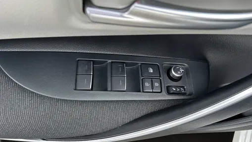 TOYOTA Corolla Corolla 1.8 Hybrid Comfort
