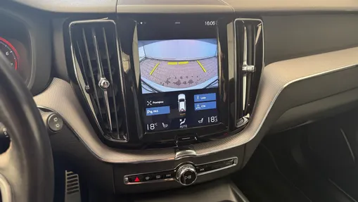 VOLVO XC60 XC60 B5 B AWD R-Design aut