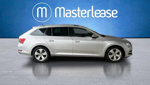SKODA Superb Superb 2.0 TDI SCR Style DSG