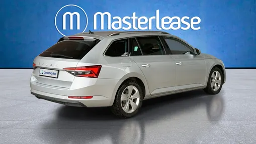 SKODA Superb Superb 2.0 TDI SCR Style DSG