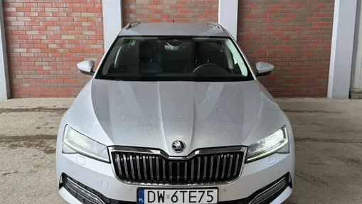 SKODA Superb Superb 2.0 TDI SCR Style DSG