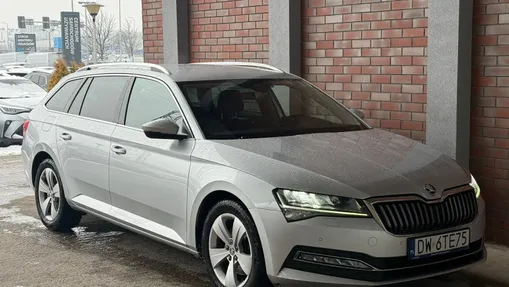 SKODA Superb Superb 2.0 TDI SCR Style DSG