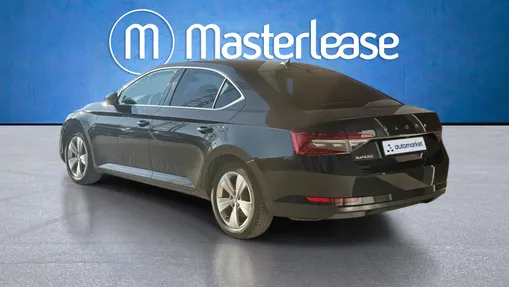 SKODA Superb Superb 2.0 TDI SCR Style DSG