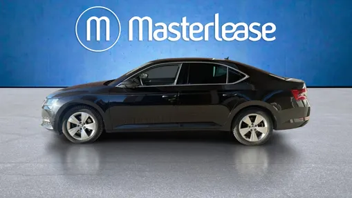 SKODA Superb Superb 2.0 TDI SCR Style DSG