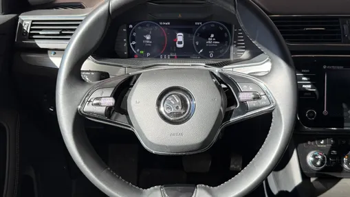 SKODA Superb Superb 2.0 TDI SCR Style DSG