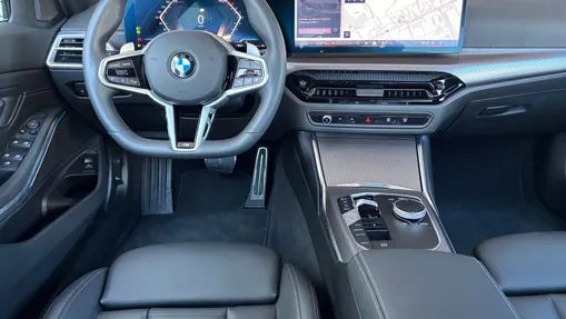 BMW Seria 3 330i xDrive M Sport sport-aut