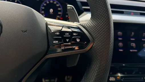 VOLKSWAGEN Arteon Arteon 2.0 TSI 4Motion R DSG