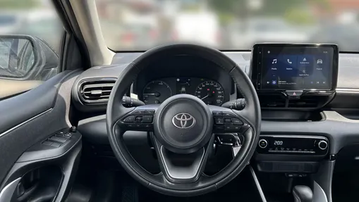 TOYOTA Yaris Yaris Hybrid 1.5 Comfort