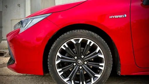 TOYOTA Corolla Corolla 1.8 Hybrid GR Sport