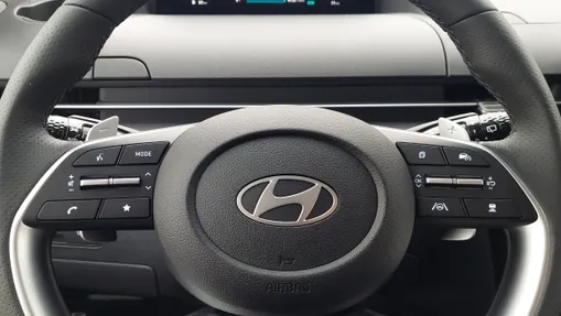 HYUNDAI Staria Staria 1.6 T-GDI HEV Luxury aut Nowy