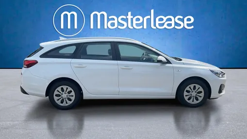 HYUNDAI i30 i30 1.5 DPI Classic +